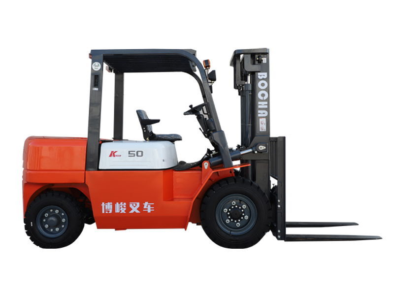 5.0T內(nèi)燃叉車(chē)